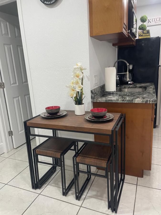 Tranquilo Y Fantastico Apartamento Cerca De Playas Y Areopuerto Tampa Zewnętrze zdjęcie
